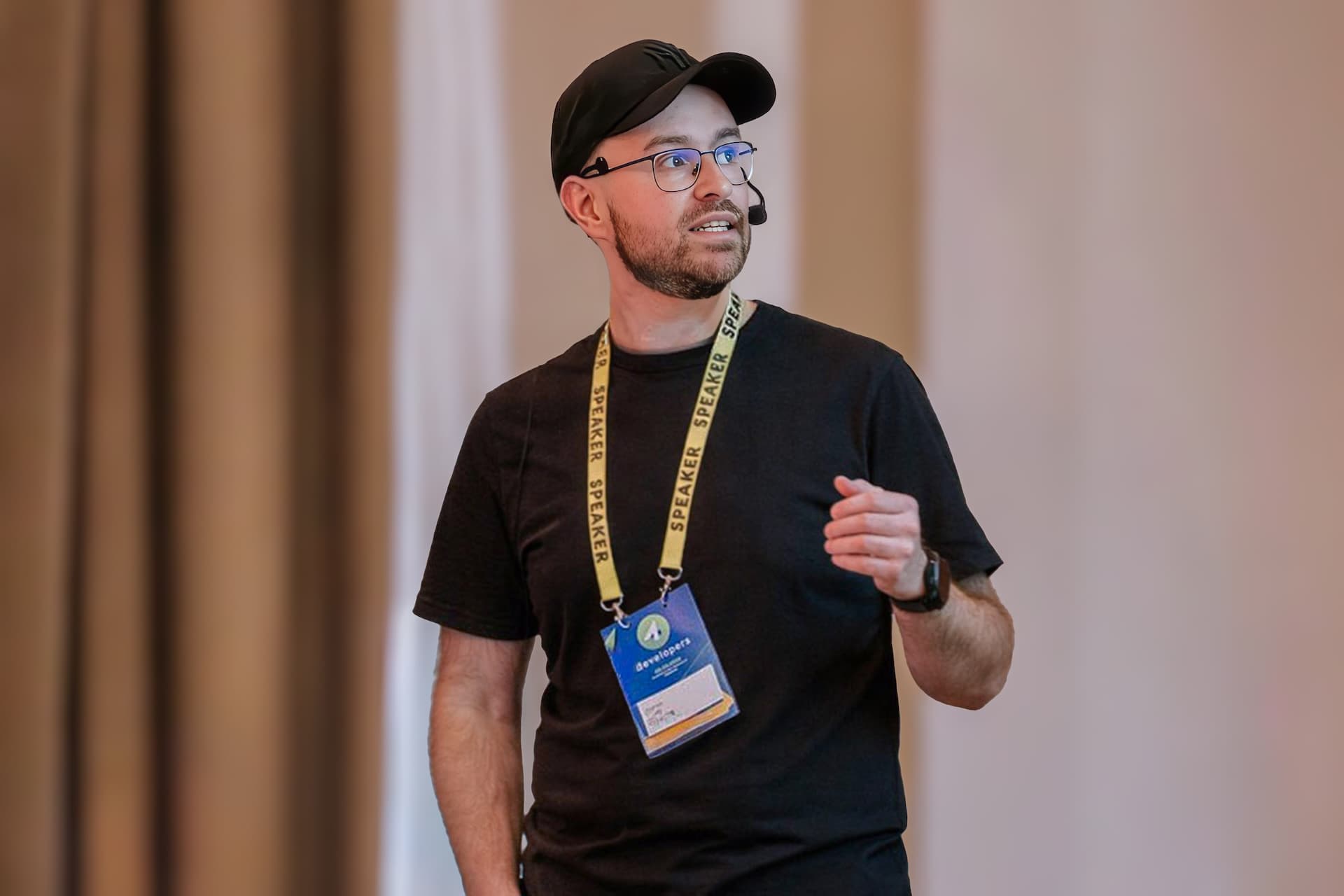 Me talking at the 4developers conference
